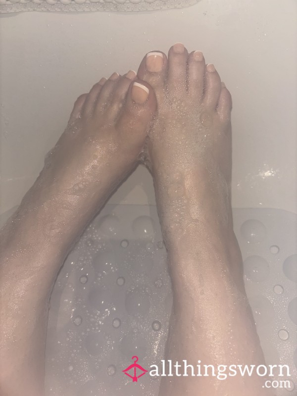 Soapy Feet In The Shower🫧🦶🏼