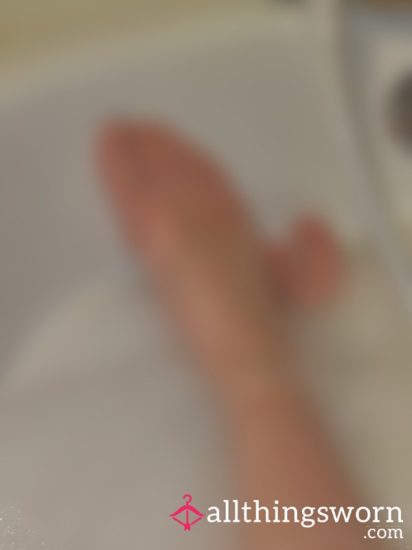 Soapy Foot Rub Tease 💦