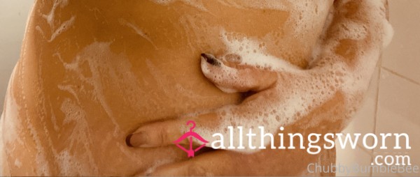 2 Photos, Soapy In The Bath