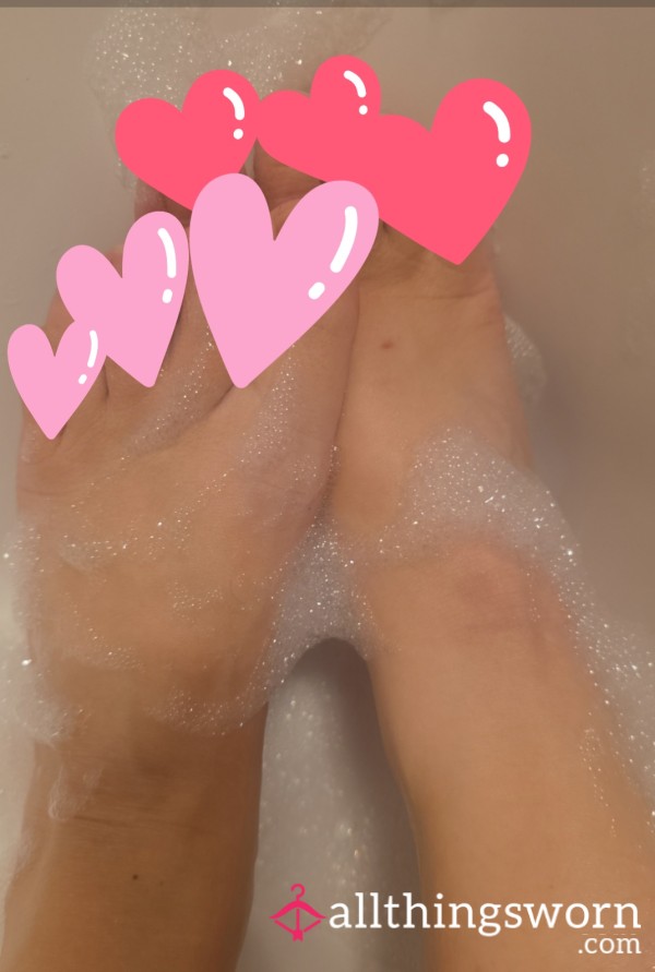 Soapy, Moist, Wet Feet Pics