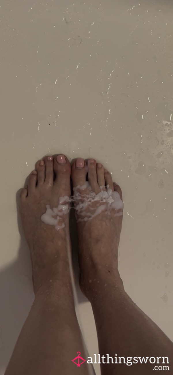 Soapy Shower Feet 💋