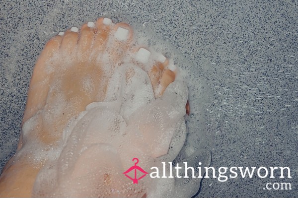 Soapy Shower Toes