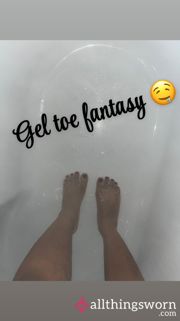 Soapy Shower Toes- Rubbing Gel Between My Perfect Goddess Feet🖤