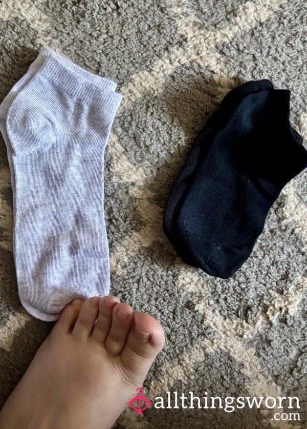 Sock Custom Wears 24 Or 48 Hours ( Price Is Per Pair )