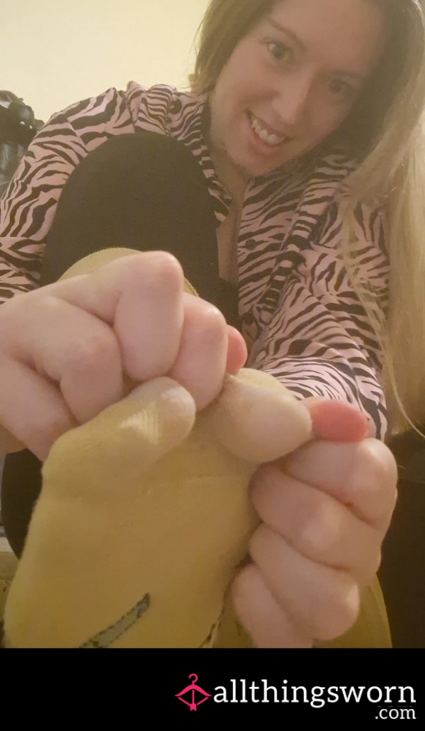 Sock Destroy 🧦💛
