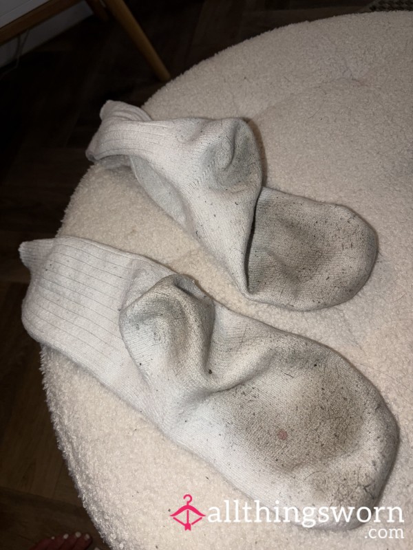 Sock Lover Fantasy – Dirty, Sweaty All-Day Worn White Socks