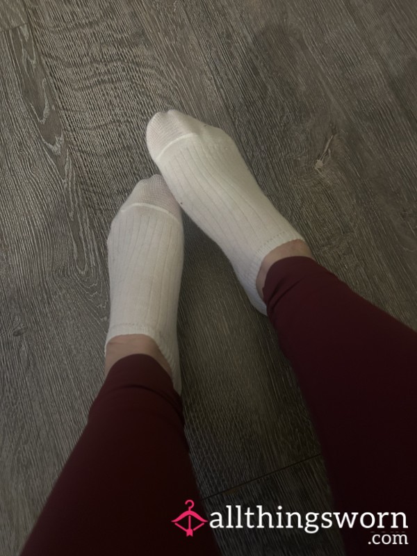 Sock Removal…..POV Dirty White Ankle Socks Remove.