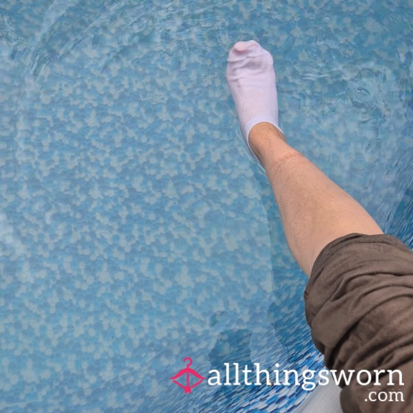 Sock Splashing In The Swimming P**l