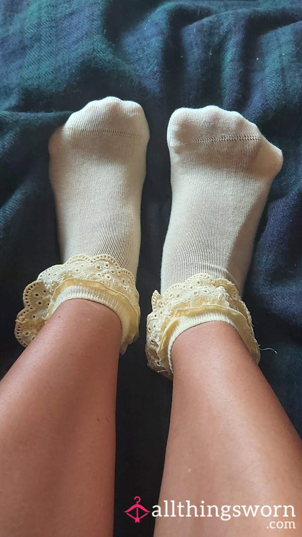 Sockies!!! Frilly Socks - Yellow