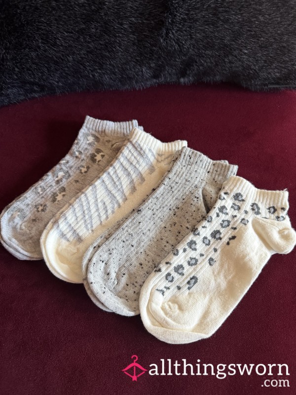Socks 1 Day Wear, Pick Colour & Extras
