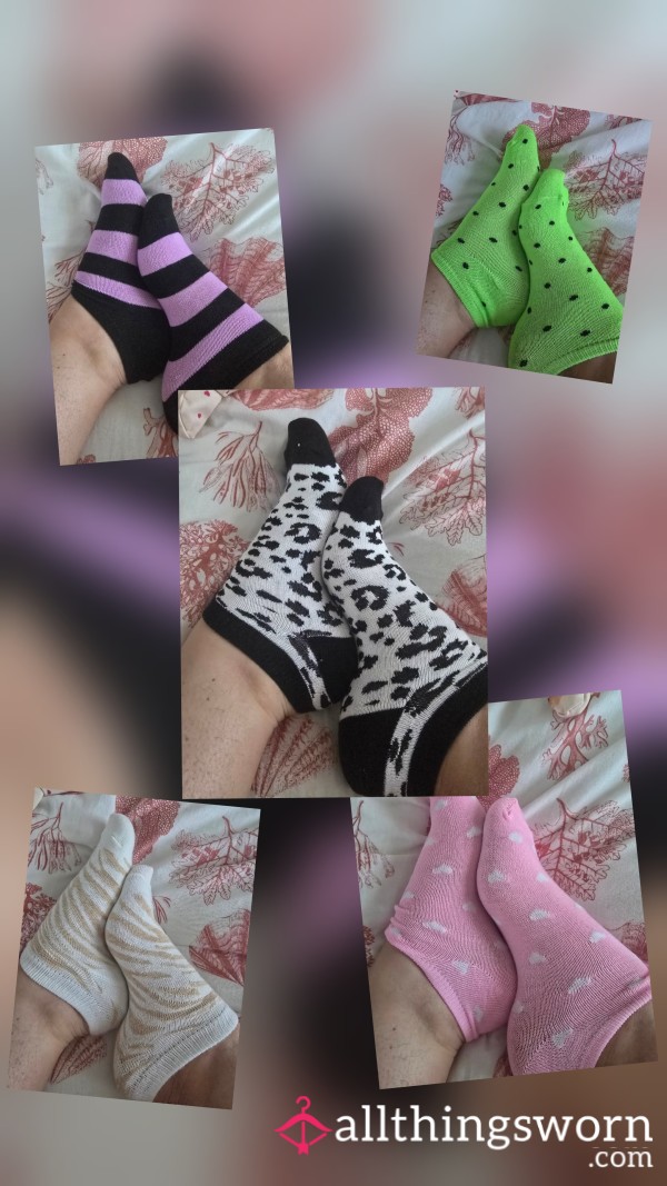 Socks 💚🤍🖤🩷💜🧡