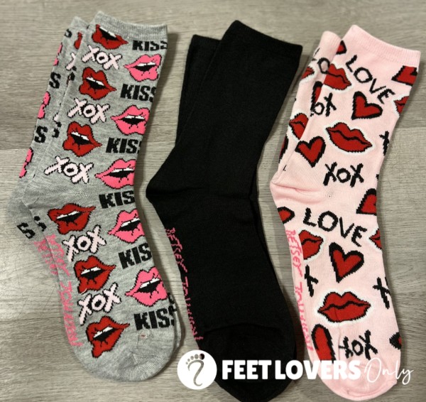 Socks To Your Liking ❤️💋