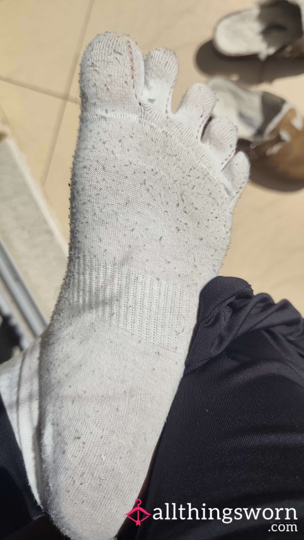 Socks With Separate Hot Toes