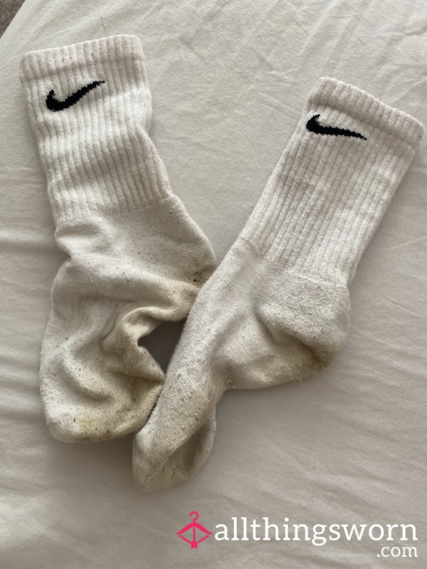 Socks Worn For 8–48 Hours (your Choice), With Natural Foot Scent And Moisture