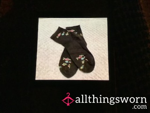 Soft Black Socks With Flowers