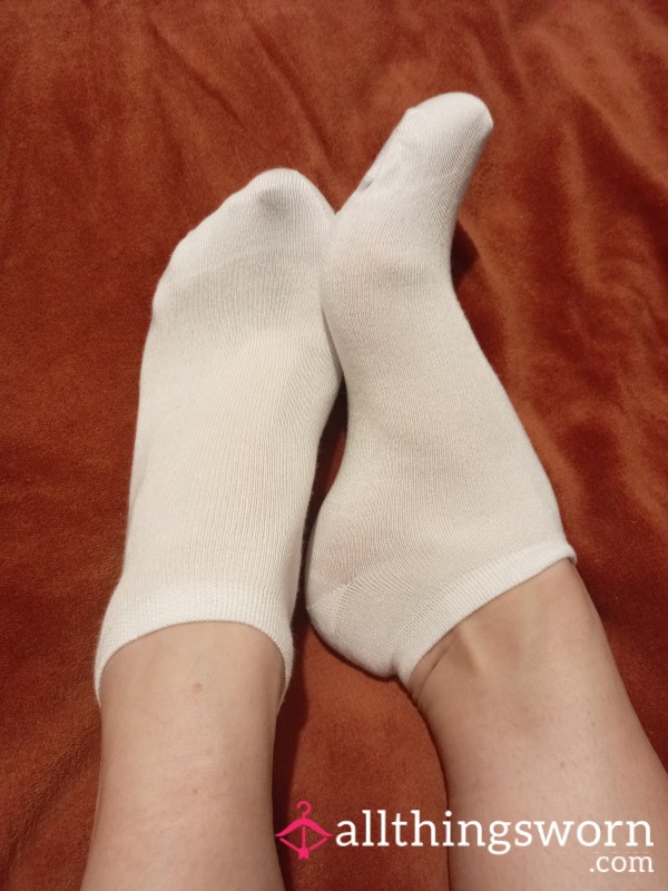 Soft Cotton White Trainer Socks