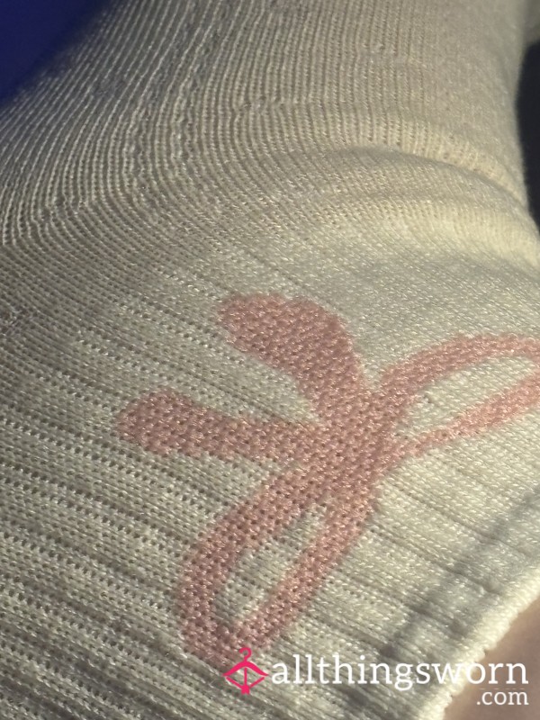 Soft Cream Ribbon Socks - Worn Cozy Fit