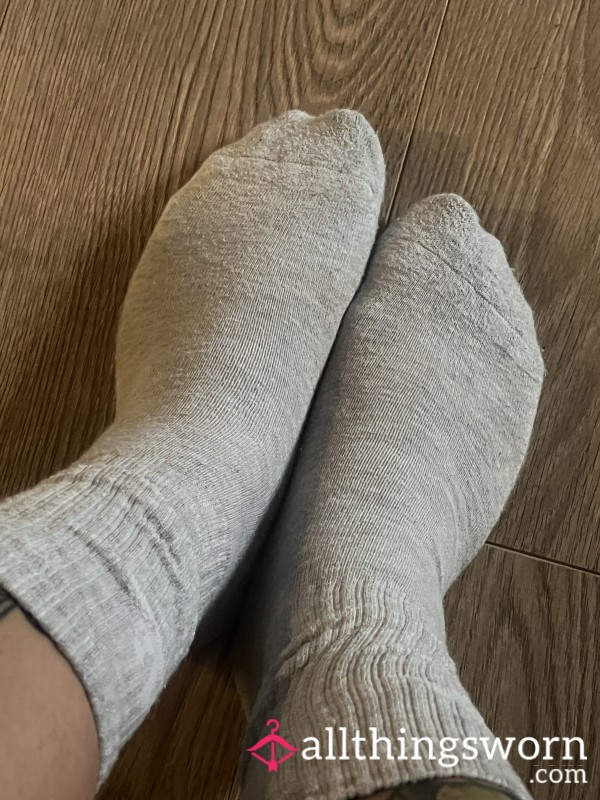 Soft Dirty Crew Socks