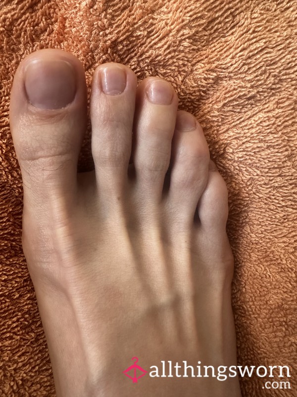 Soft & Fresh” – Clean Soles Just For You