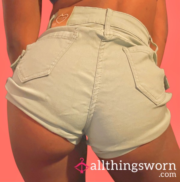 Soft Green Daywear Shorts