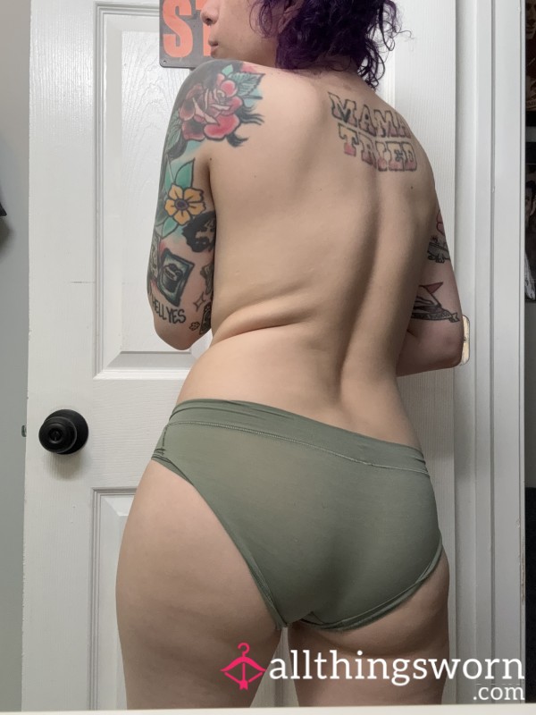 Soft Green Full Back Hipsters🖤