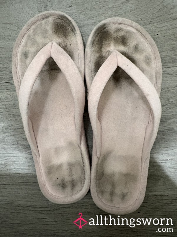 EXTRA Worn Now..Soft Slipper Flip Flops