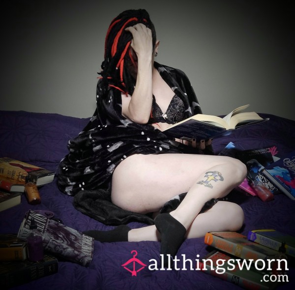 📚 S**y SAH BookWorm 🤓