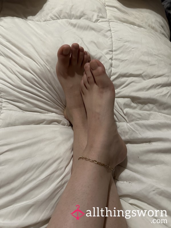✨Soft Soles & Sweet Toes ✨