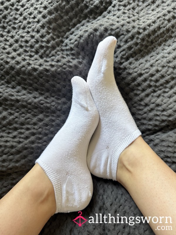 Soft White Cotton Ankle Socks