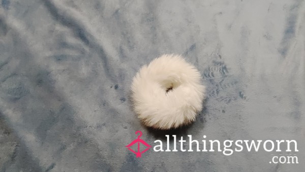 🤍 Soft White Fluffy Scrunchie 🤍