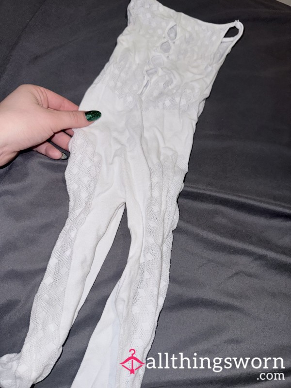 Soft White Sheer Bodysuit With A Body-hugging Fit And Delicate Textured Accents ❤️