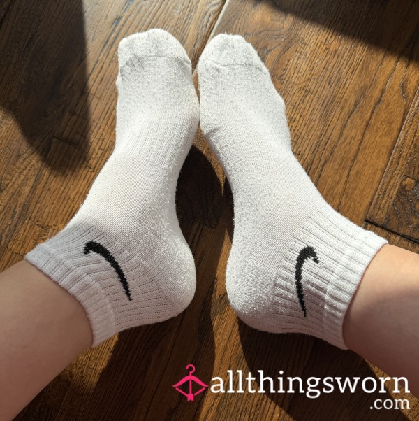 Soft Worn White Nike Ankle Socks | Cosy Everyday Wear