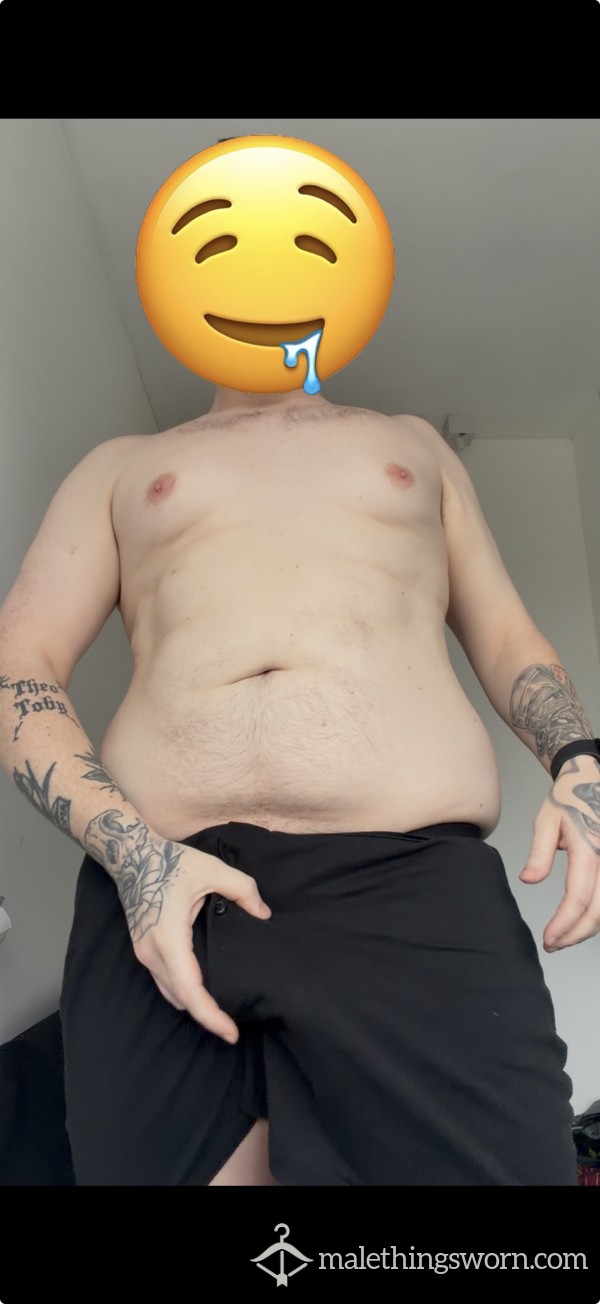 Solo Stroke Filling A Milky Tub 🤤💦 (sneaky Hole Flash)