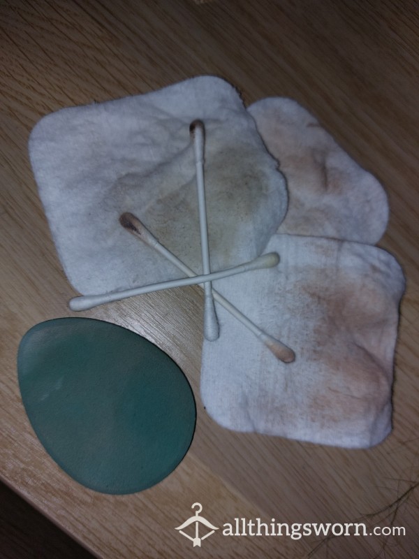 Some Cute Used Cotton Pads And Buds