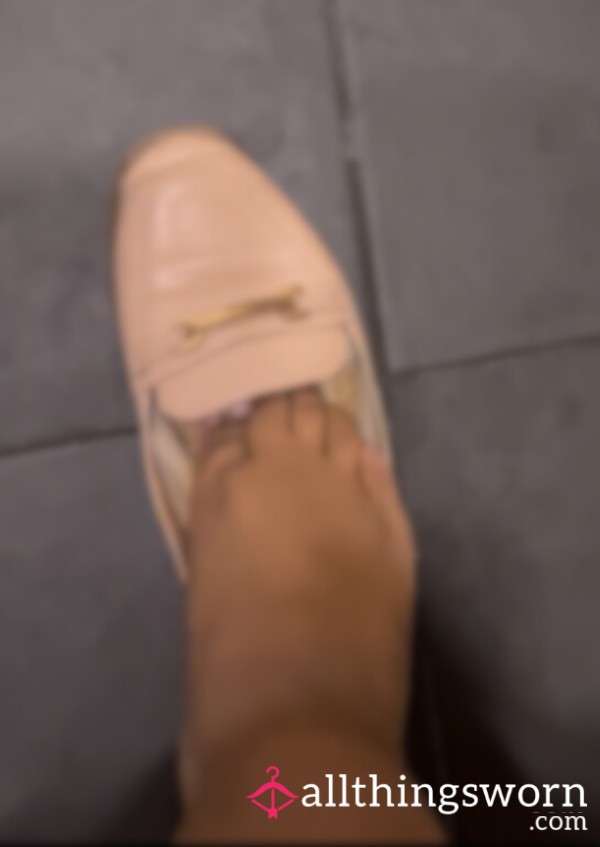 Something In My Shoe 🍲 👣