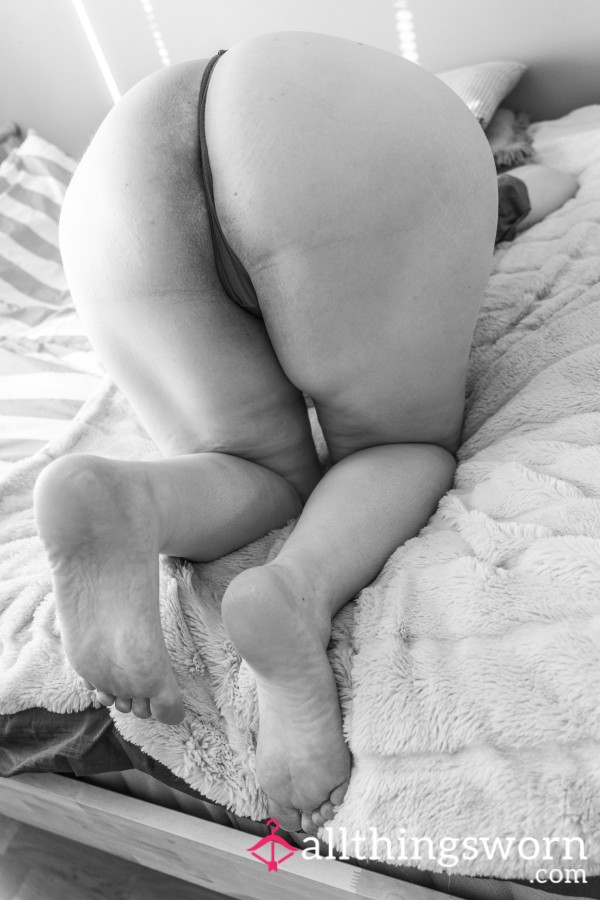 Sometimes There's More Than Meets The Eye 🙇‍♀️🍑