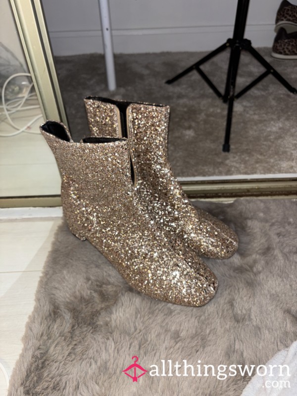 Sparkly Used Boots