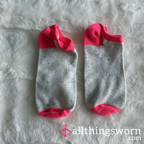 Speckled Ankle Socks With Hot Pink Trim