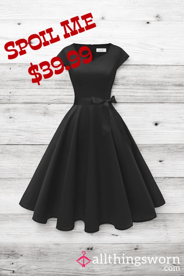 Spoil Me 😍 Buy Me This Vintage Style Dress