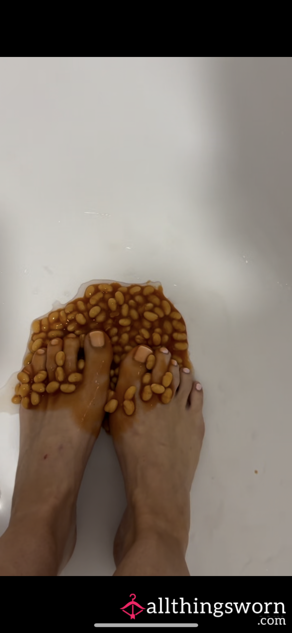 Spoil Me While I Get Filthy 💋 Bean-Drenched Feet