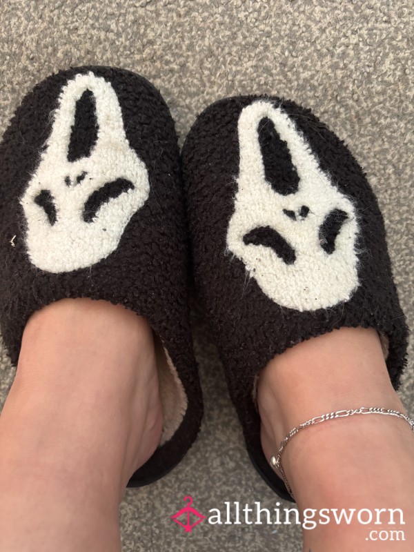 Sp**ky Scream Slippers