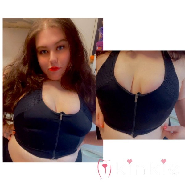 Sports Bra - Tight And Sweaty Worn By BBW!