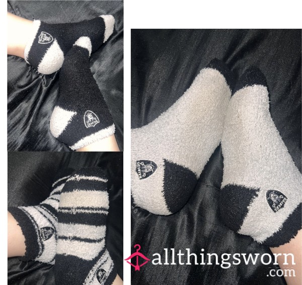SPORTS ZONE ‼️ Raiders Football Socks!