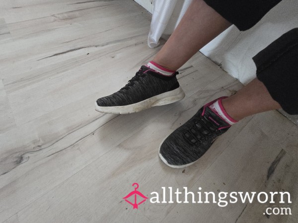 Sporty Skechers & White-Pink Fitness Socks Set 👟💕