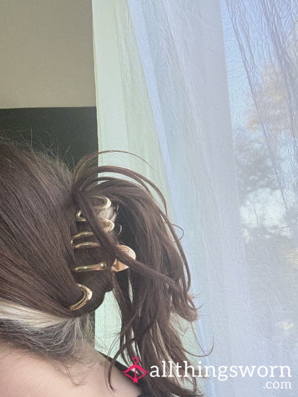 Squiggly Gold Claw Clip