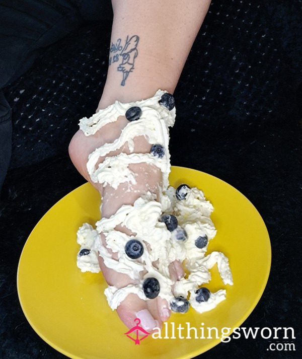 Squirty Cream Toes