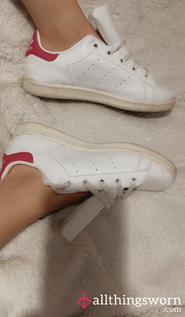Stan Smith White And Pink Adidas Trainers Size 2.5 Small Dirty Feet 🥵