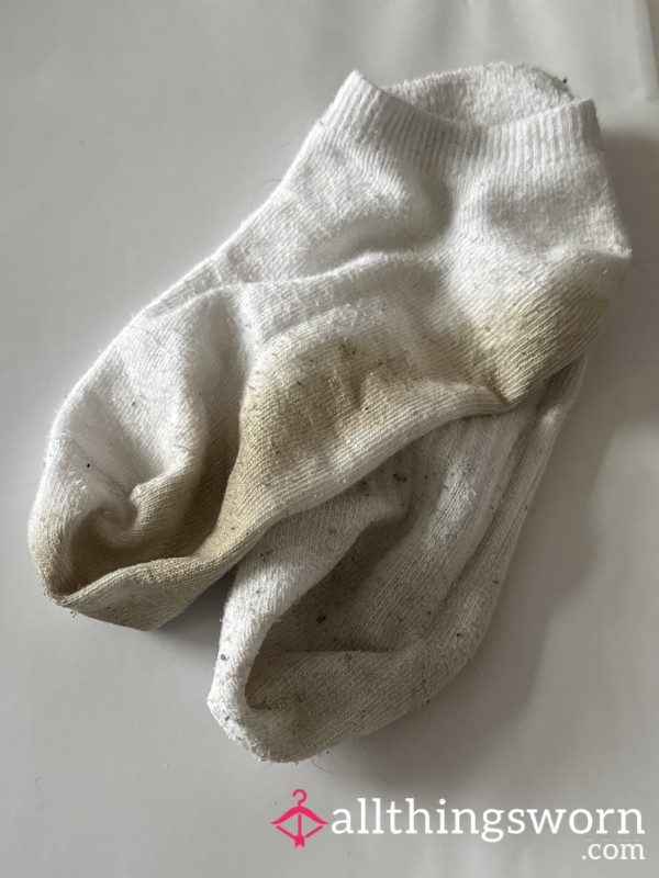 Sta**i’s Very Well Worn Socks- Soft, Sweaty And All Mine 💋💋