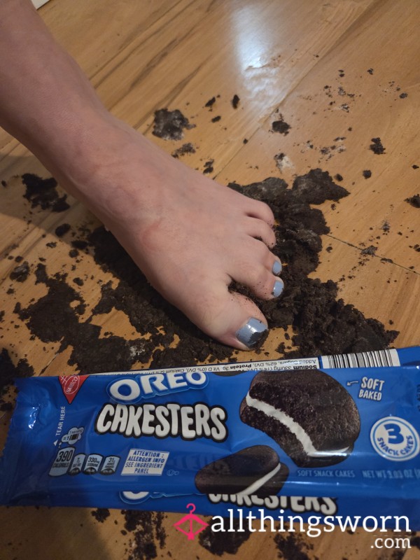 Steped On Oreo Cakes