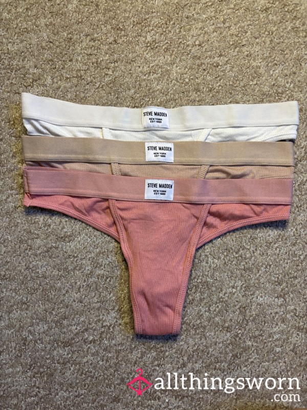 Steve Madden Ribbed Thongs 🤍🤎🩷